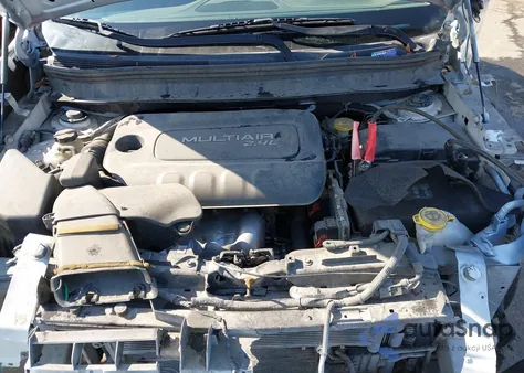 2015 Jeep Cherokee Latitude из США, поврежденный, VIN 1C4PJLCB1FW596283